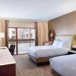 Executive Queen Room